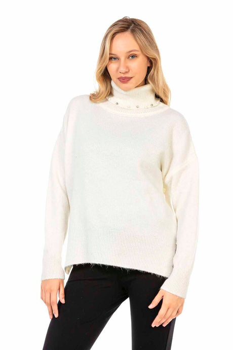 WP217 Women's turtleneck sweater with fashionable pearl applications