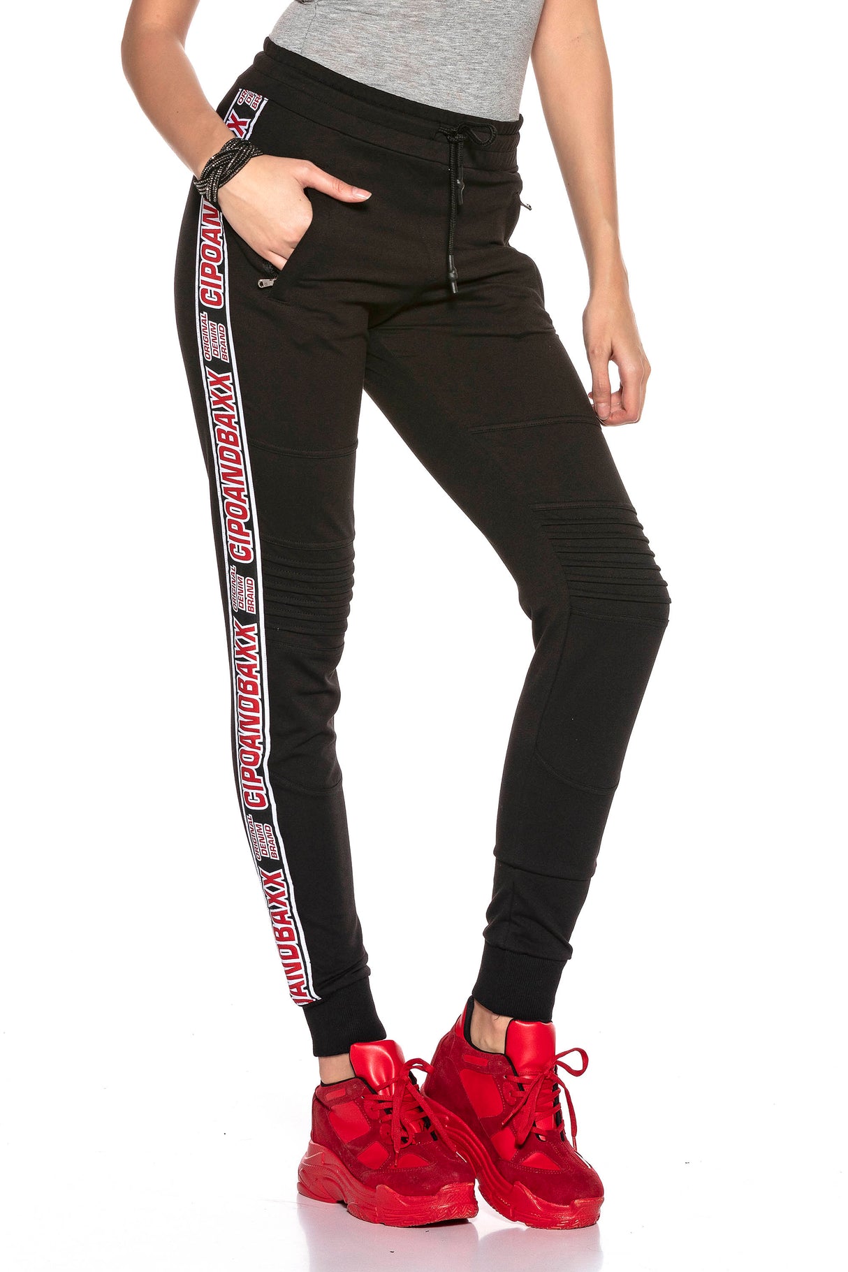 WR115 women's sweatpants with stylish branded stripes